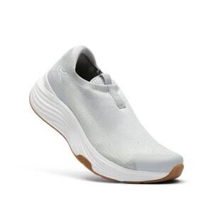 Kuru Atom 2 Slip On Sneakers Dove Gray Size 8.5